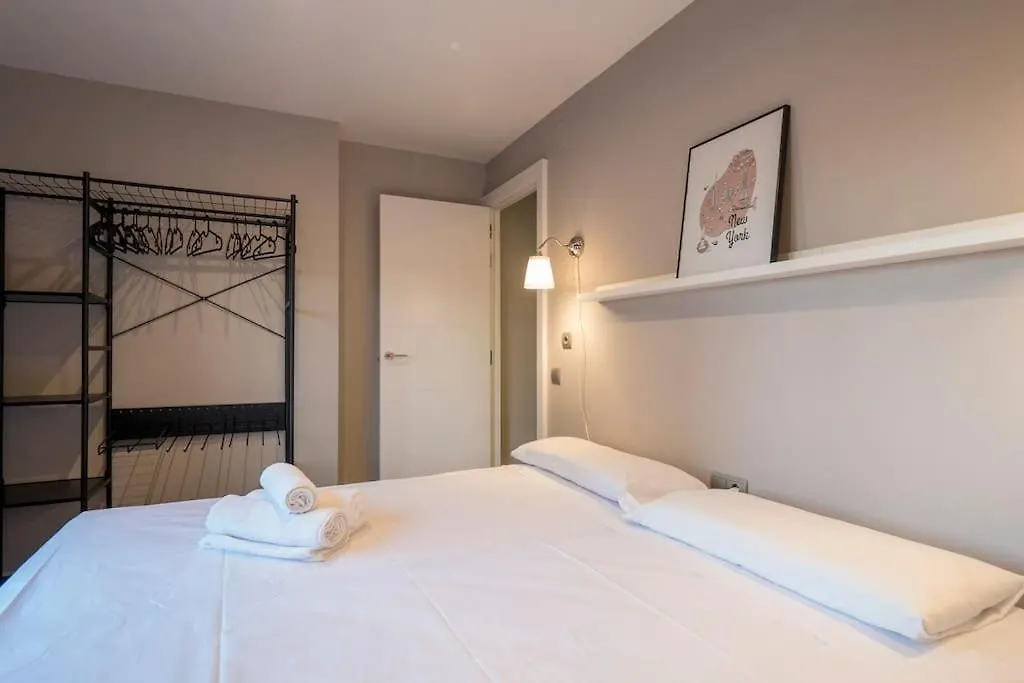Bebarceloner Sant Andreu Apartments - 1 Bedroom With Terrace 0*, Barselona İspanya
