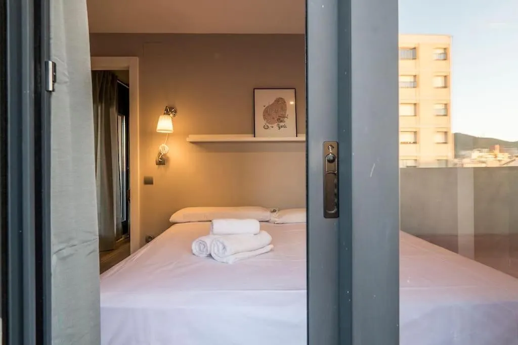 Bebarceloner Sant Andreu Apartments - 1 Bedroom With Terrace 0*, Barselona İspanya