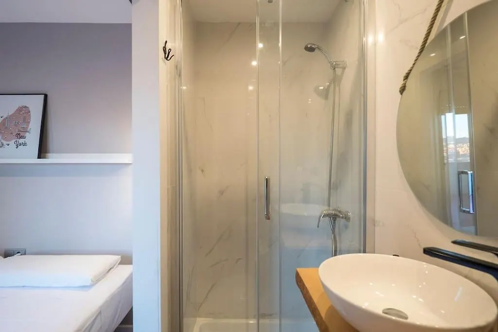 Bebarceloner Sant Andreu Apartments - 1 Bedroom With Terrace 0*, Barselona